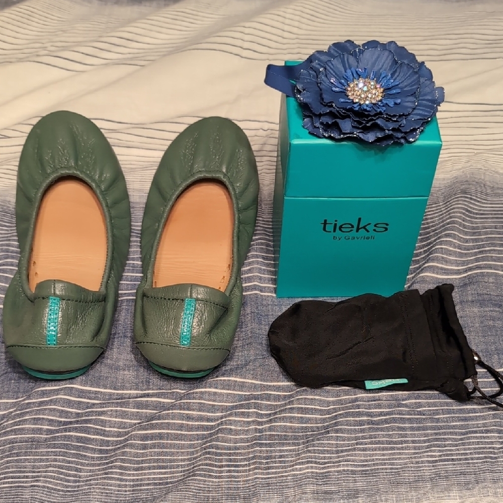 Pacific Green Leather Tieks Ballet Flats